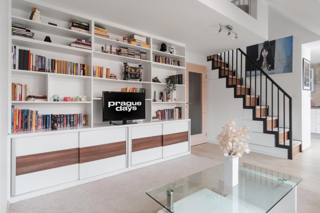 Attic Maisonette In Stresovice By Days Apartmán Praha